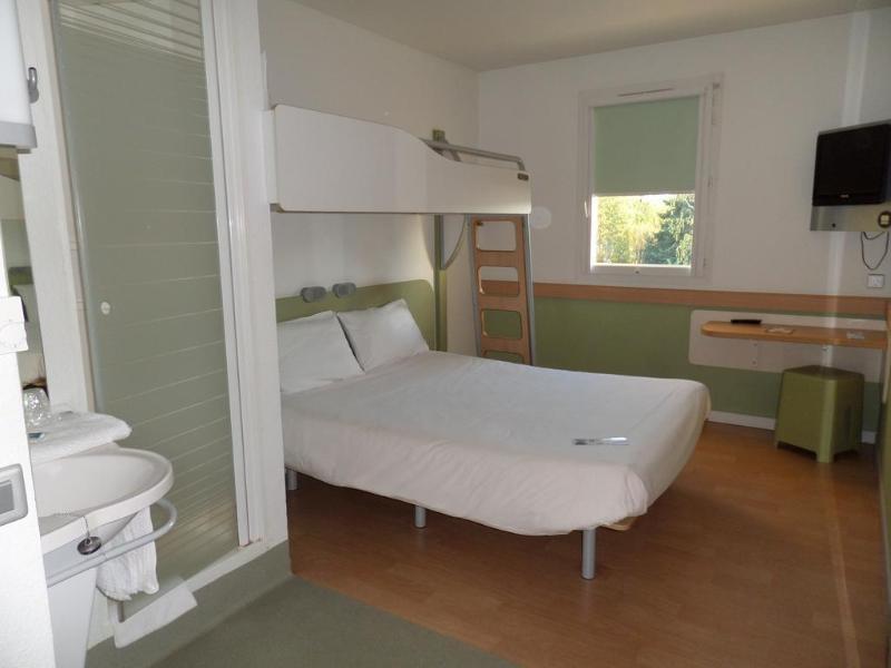 Hotel Ibis Issoire Zewnętrze zdjęcie
