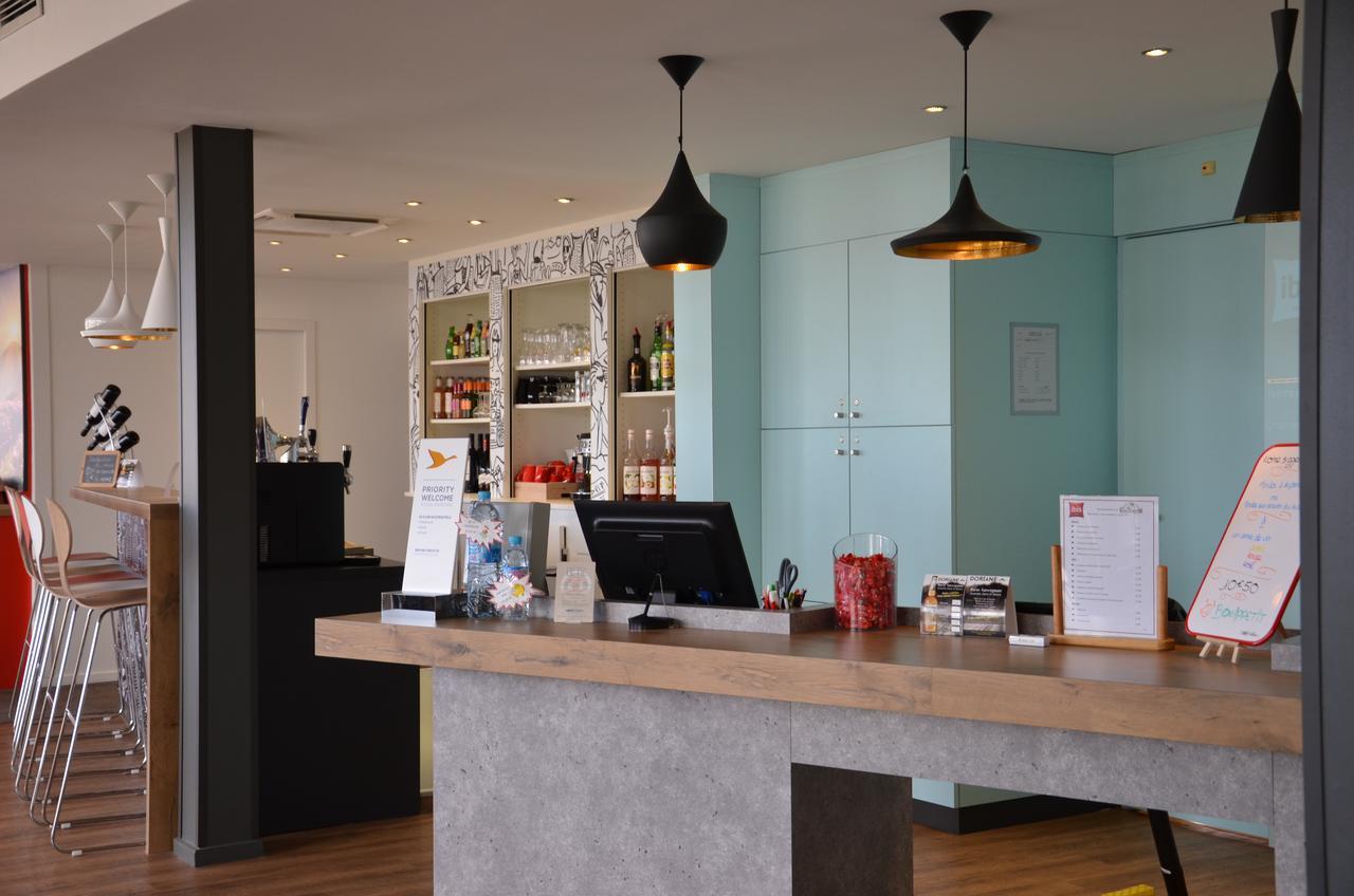 Hotel Ibis Issoire Zewnętrze zdjęcie