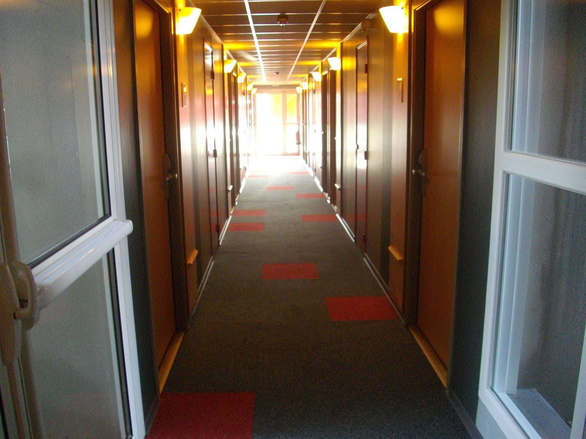 Hotel Ibis Issoire Zewnętrze zdjęcie
